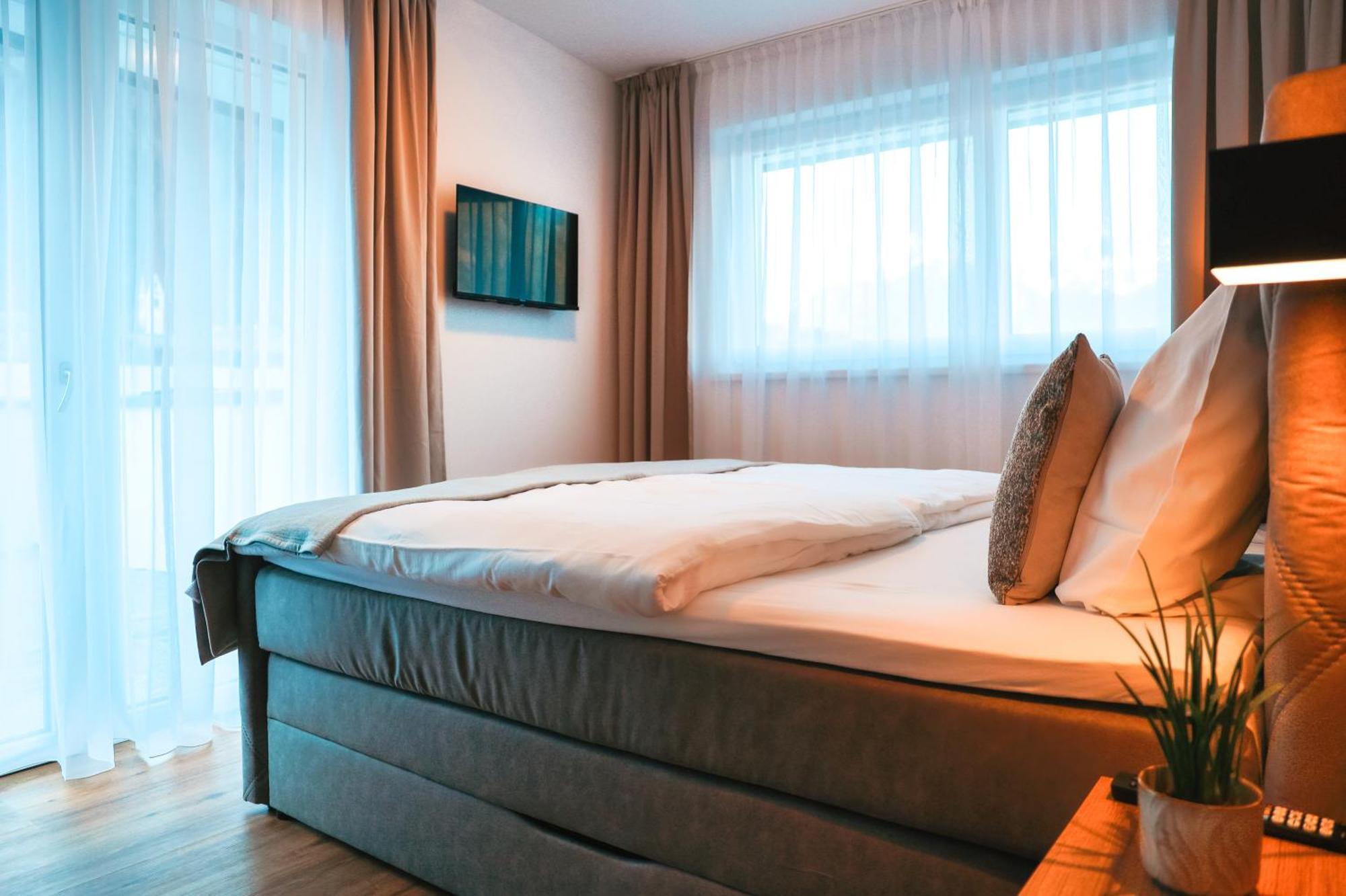 Alpenluxus Presents - Marias Zillertalblick With Roof Terrace, 3 Bedrooms & Parking Space Schlitters Exterior foto